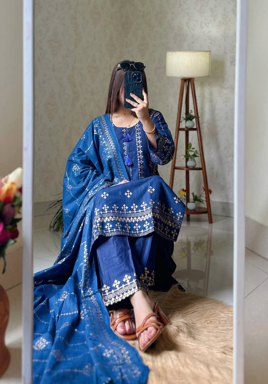Aarong Cotton Screen Printed & Lace Work Readymade Three Piece Set