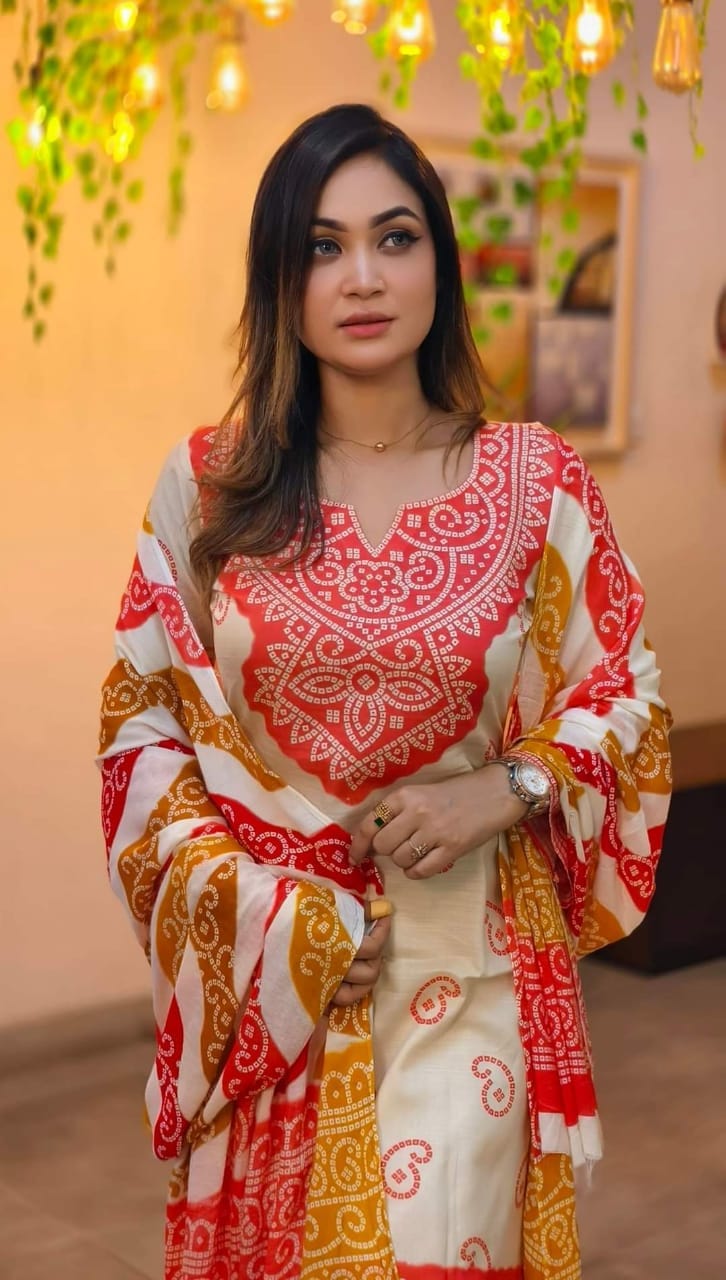 Screen Print Linen Three Piece Set with Cotton Dupatta