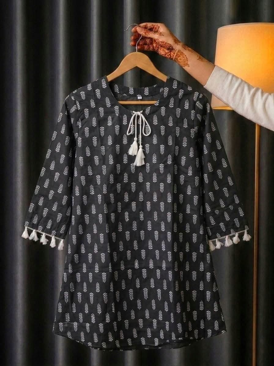 Trendy Screen Printed TC Cotton Short Kurti with Tassel
